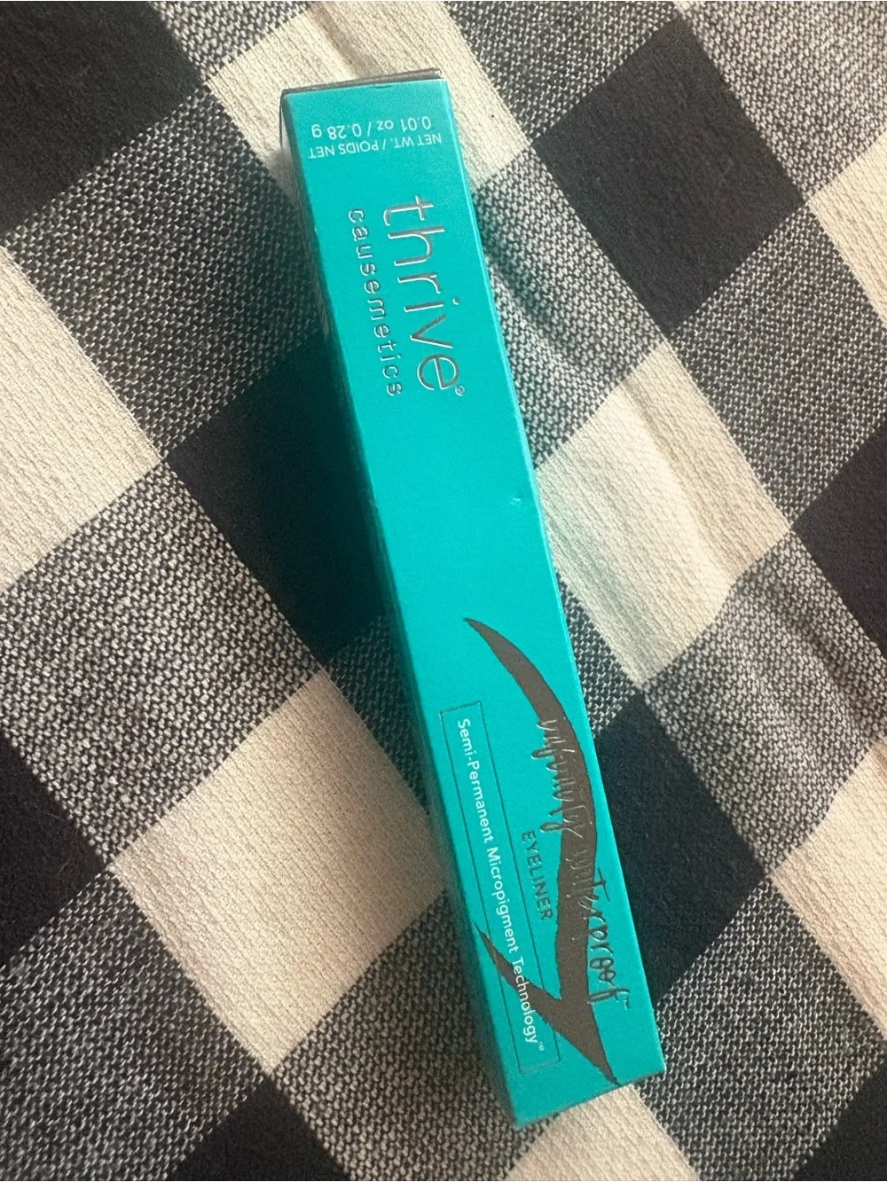 thrive causemetics Ella  eyeliner pen